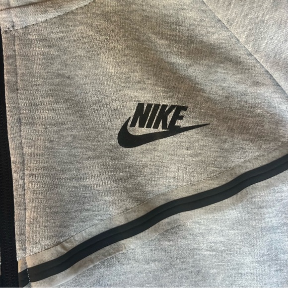 Nike Tech Fleece Tracksuit Set Women Gray Hoodie Joggers Small Medium Athleisure - Picture 9 of 12